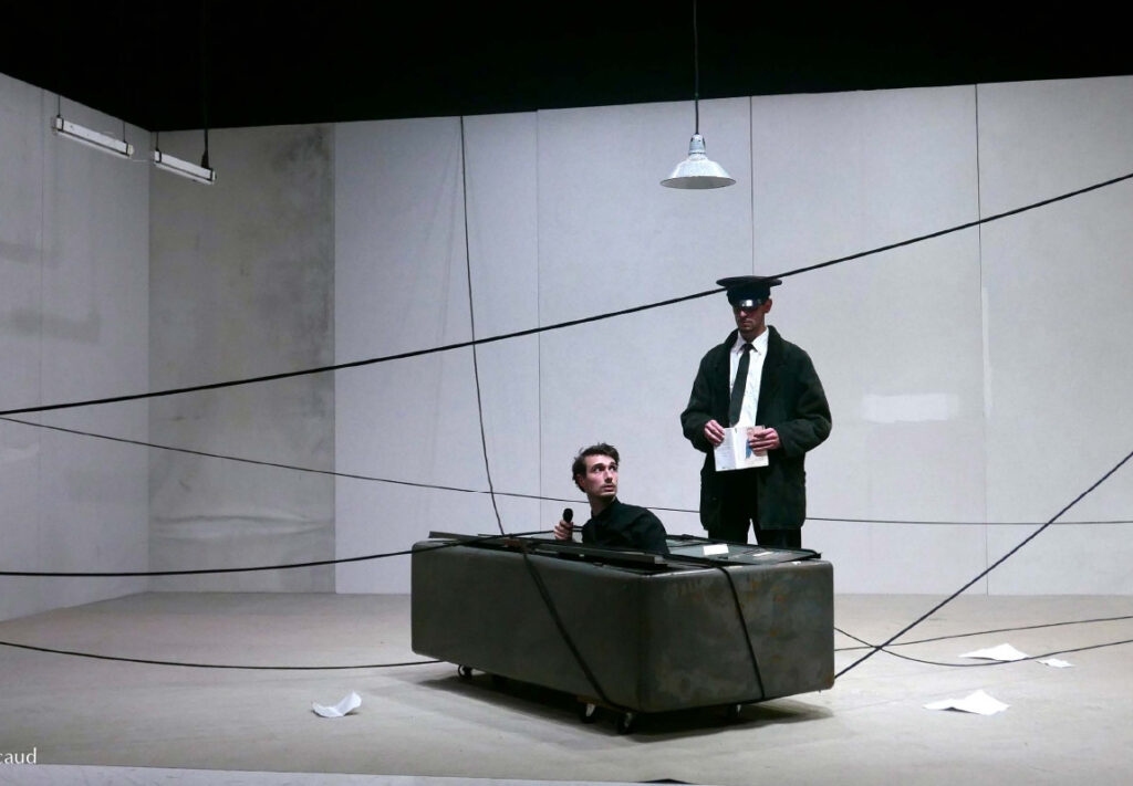 L'homme sans qualité - Garage Théâtre