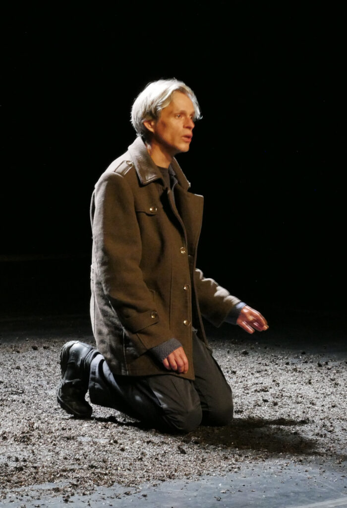 Felipe Castro - Voyage au bout de la nuit - Le Garage Théâtre - Photo JYL.