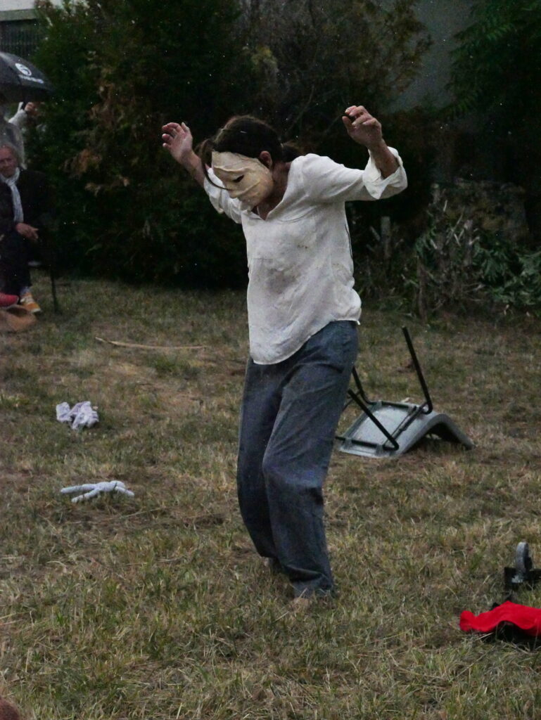 Huria - Surprise du jardin - Photo JYL