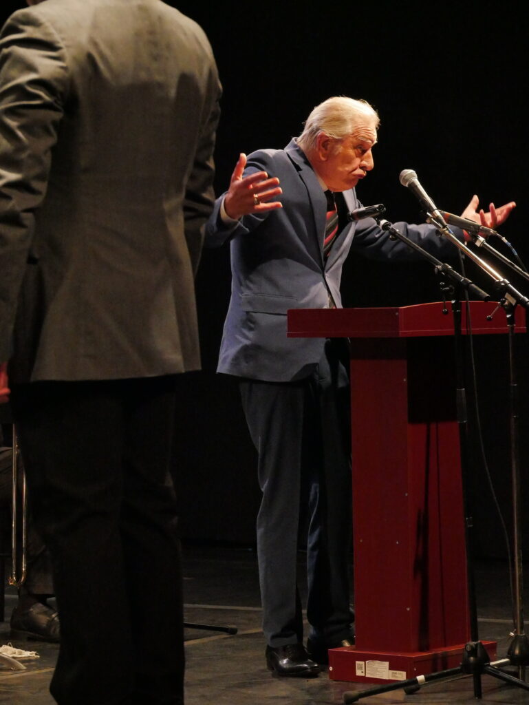 Le tribun - Photo JYL