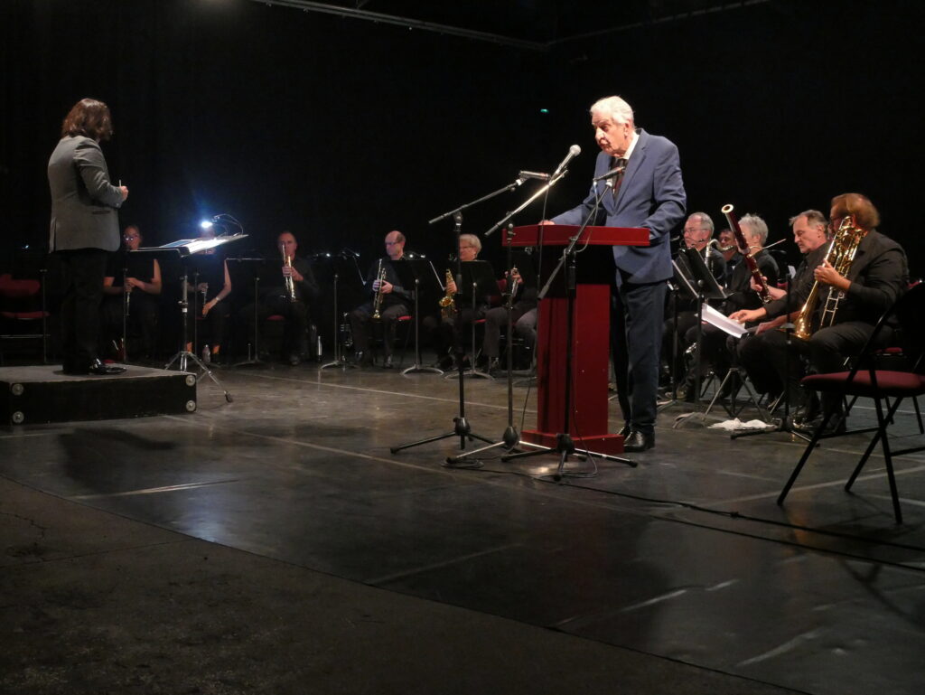Le tribun - Photo JYL